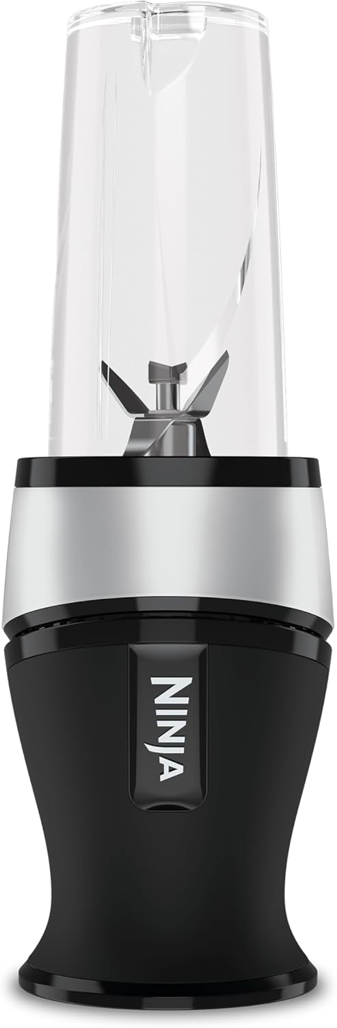 Ninja 700W Mixeur Slim et Smoothie Maker, 2x 470ml gobelets avec couvercles à bec, mixeur personnel, écrase la glace et les fruits congelés, argent/noir QB3001EUS