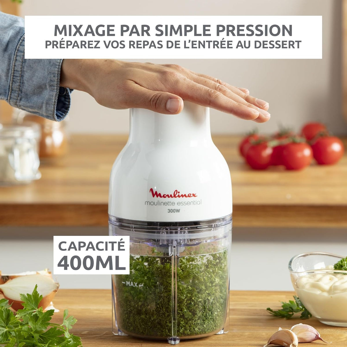 Moulinex Hachoir électrique, 400 ml, 300 W, 4 lames, Fonctions 3-en-1, Emince, Hache, Mixe, Système de pression simple, Moulinette Essential DJ520110, Blanc