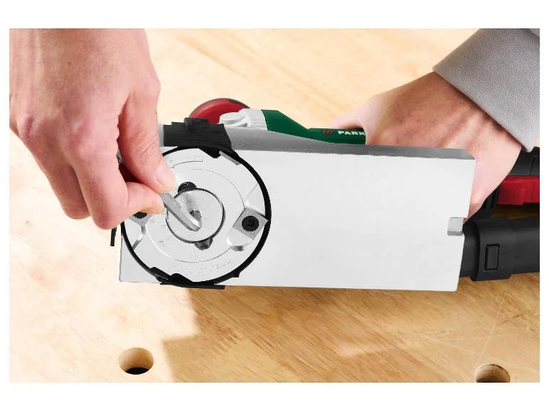 Fraiseuse à peinture PLF 720 A1